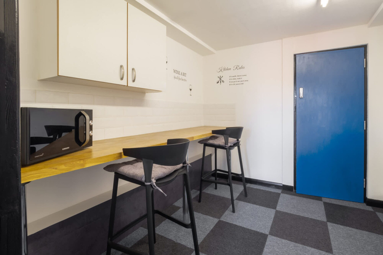 Room 4, Host Stay St Martin s Road, Kent