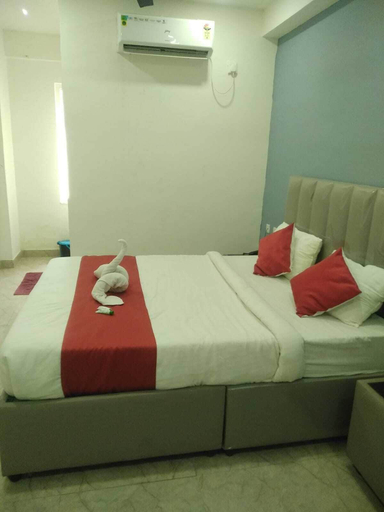 Room 4, Sakas Manor Guest Rooms, Ranga Reddy