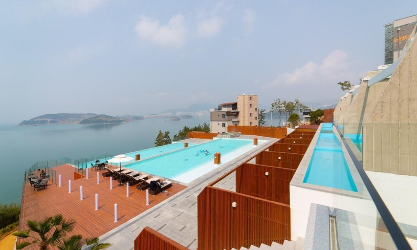 Sport & Beauty 5, Yeosu West Hills Pool Villa, Yeosu