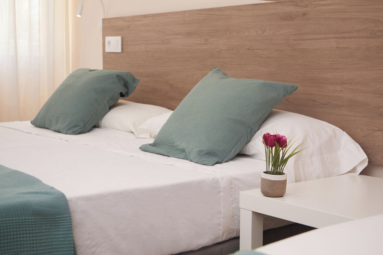 Bedroom 1, HOSTAL GARAMAR, Castellón