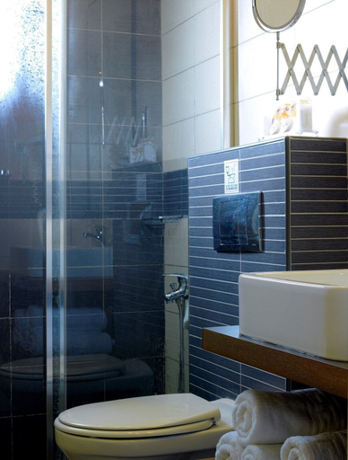 Bathroom, Minos Village, Crete