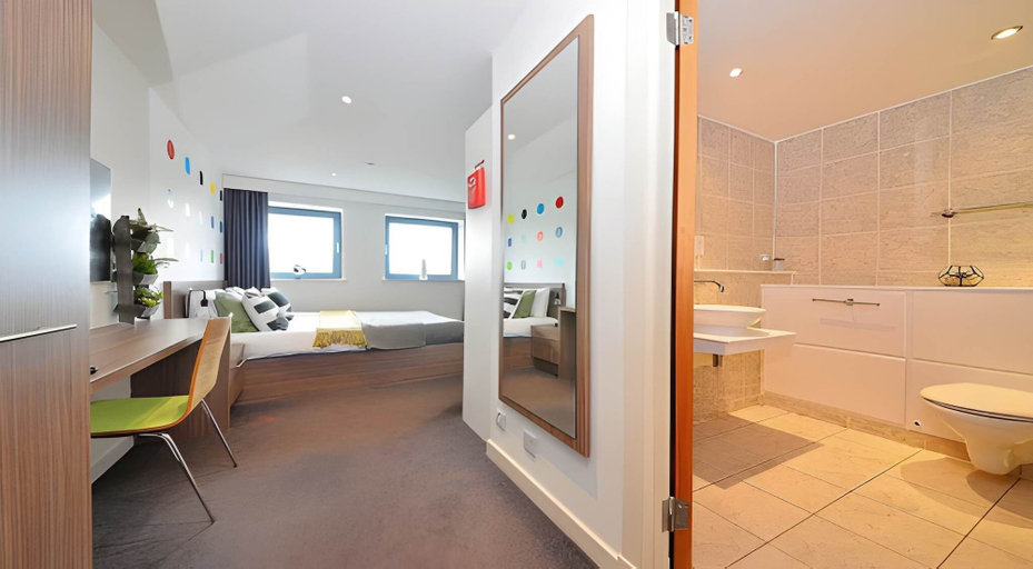 Room 5, Student Only Gallery Apartments, Glasgow