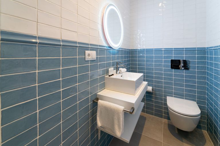 Bathroom 3, Morar Apartments Ourense, Ourense