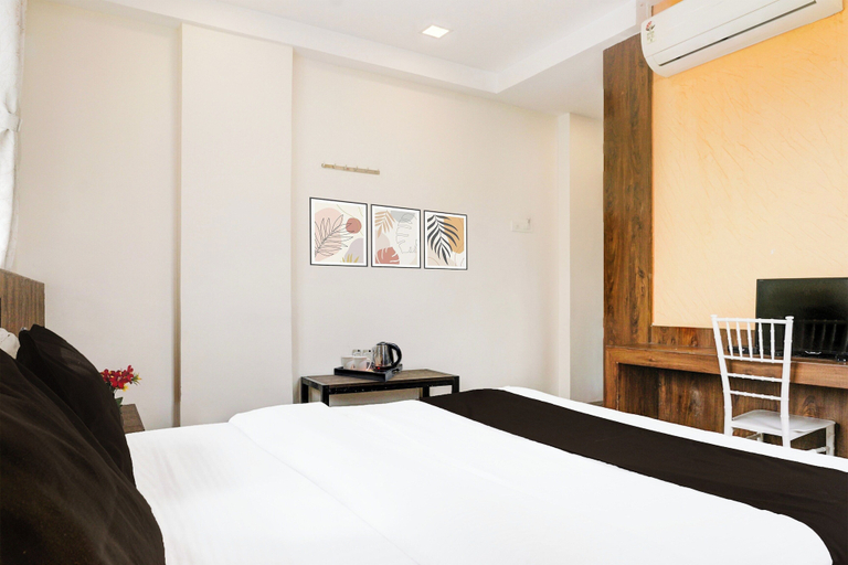 Room 4, Collection O Shirdi, Ahmadnagar