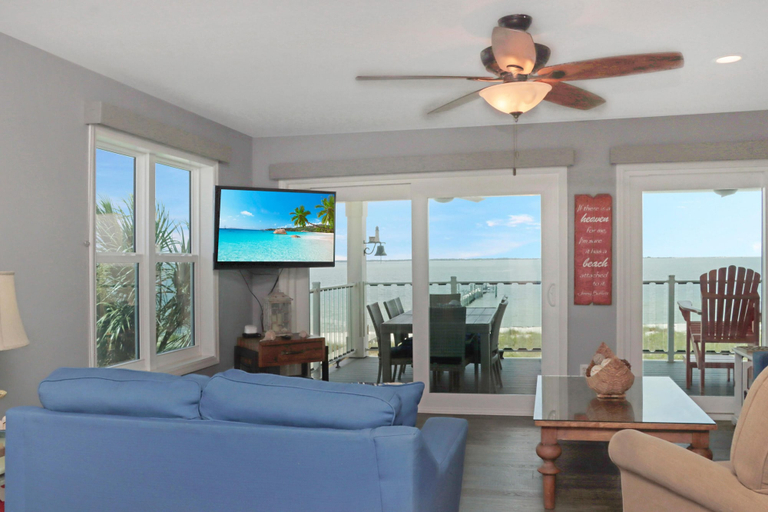 Living area 2, Cottage By The Sea, Gulf