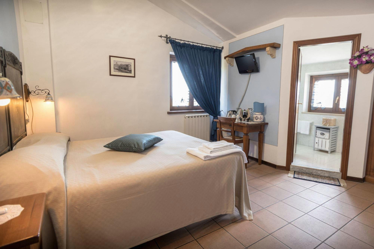 Bedroom 3, La Piaggia, Perugia