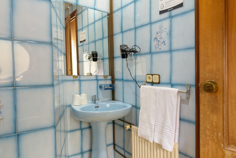 Bathroom, Alda Centro Pontevedra, Pontevedra