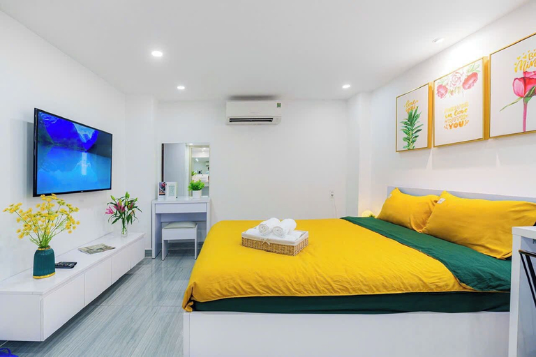 Room 5, PIN Duy Tan, Phú Nhuận