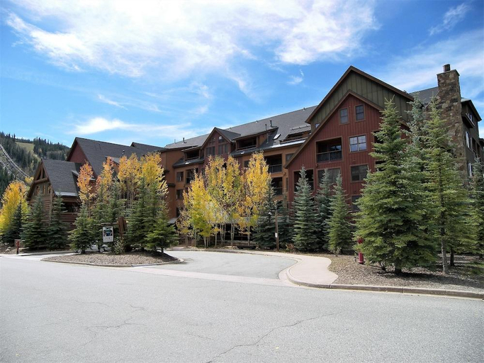 Exterior & Views 1, Springs 2 Bed 3 Bath Murphy, Summit