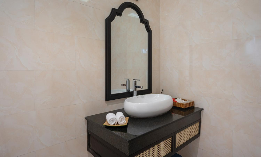 Bathroom 5, Luna Villa Hoi An Private Pool Villa, Da Nang