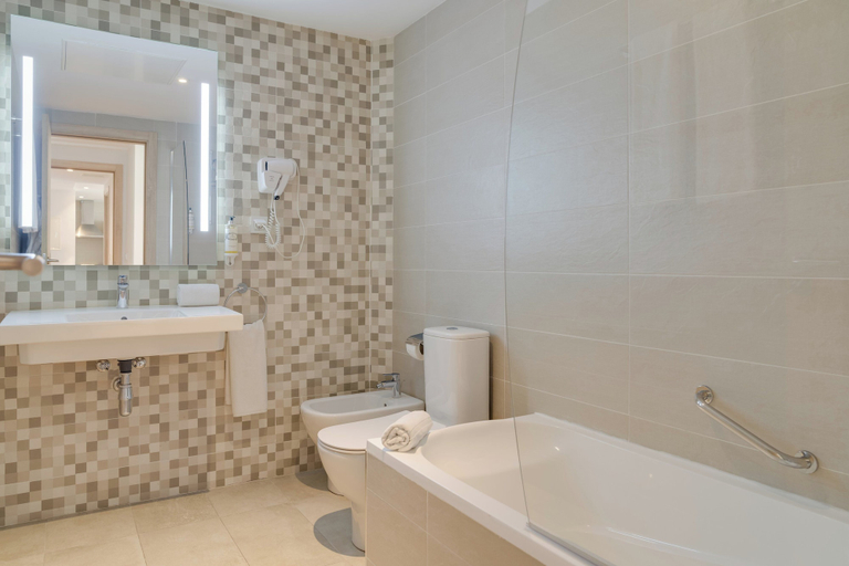 Bathroom 5, Pestana Tanger - City Center Hotel Suites & Apartments, Tanger-Assilah