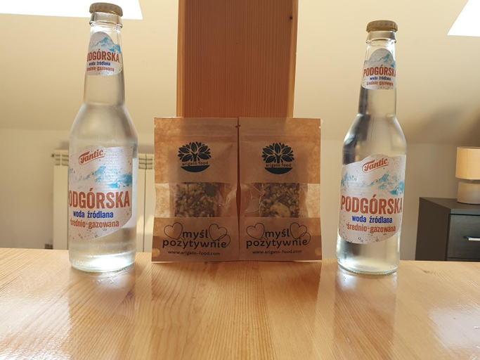 Food & Drinks, DOM NA SKARPIE, Limanowa