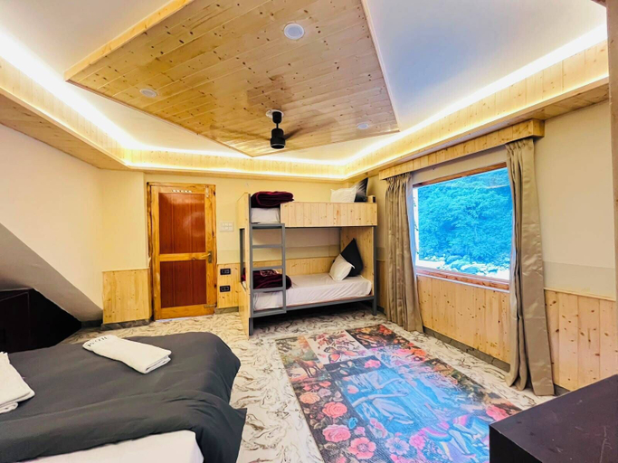 Room 3, Man Mauji Villa, Kullu