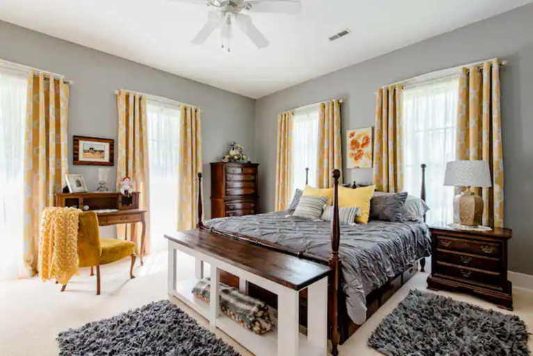 Bedroom 2, Regina's Country Livin', Shelby
