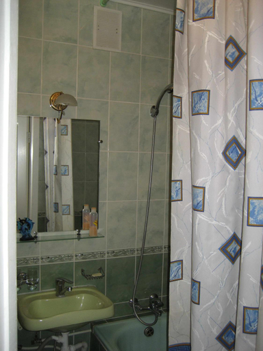 Bathroom 3, Apartments Chudo-Gorod, Odes'ka
