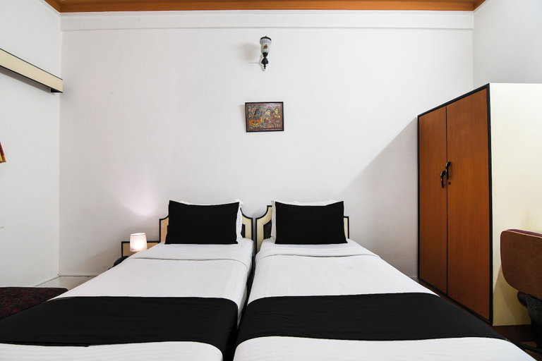 Room 4, Super Collection O Salt Lake Formerly, North 24 Parganas