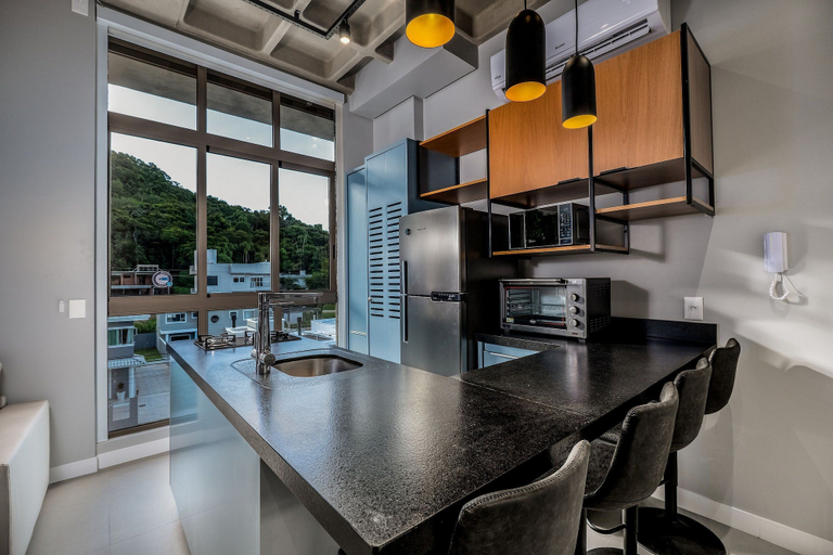Private kitchen 5, Comfortable Loft 750m From Canas Beach Tps312, Florianopolis