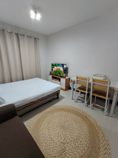Room 5, Room-homey Restful Stay at Saekyung Cond, Lapu-Lapu City