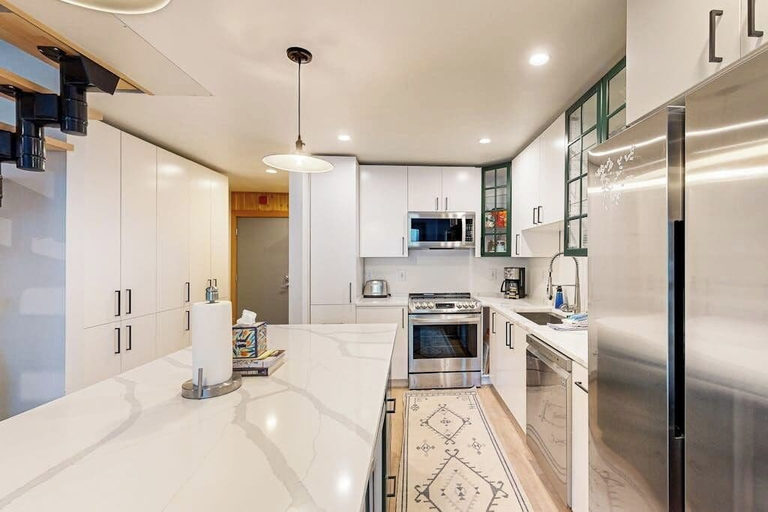 Interior 5, Multi-level Slopeside Townhome w/ Wood Fireplace, Anchorage