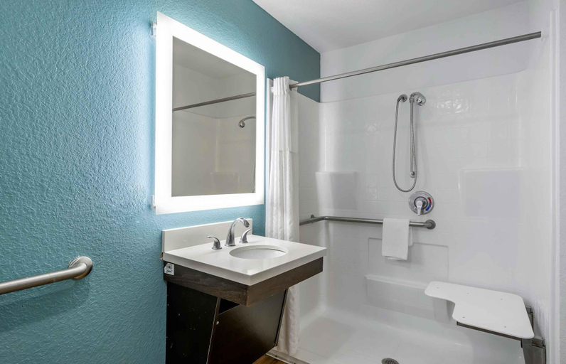 Bathroom 4, Extended Stay America Select Suites - Clearwater, Pinellas