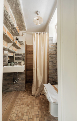 Bathroom 5, Villa Curte Nicia, Asti