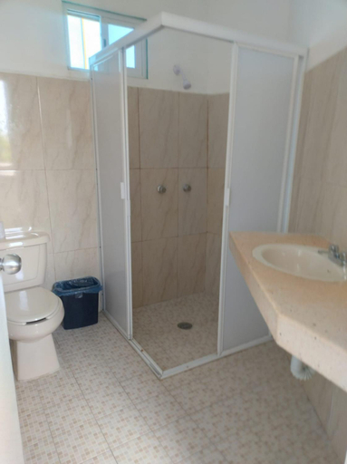 Bathroom 4, Hotel Las Palmas en Laurel, Isla Mujeres