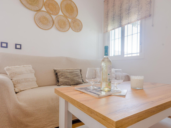 Room 5, las Torres 215 in Chiclana de la Frontera, Cádiz