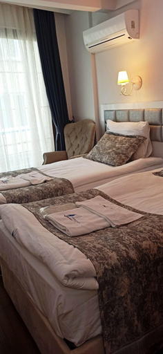 Bedroom 4, Harbour Otel, Merkez