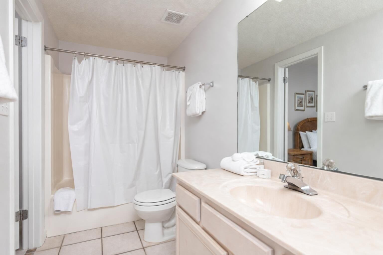 Bathroom 4, Phoenix X 913 3 Bedroom Condo, Escambia