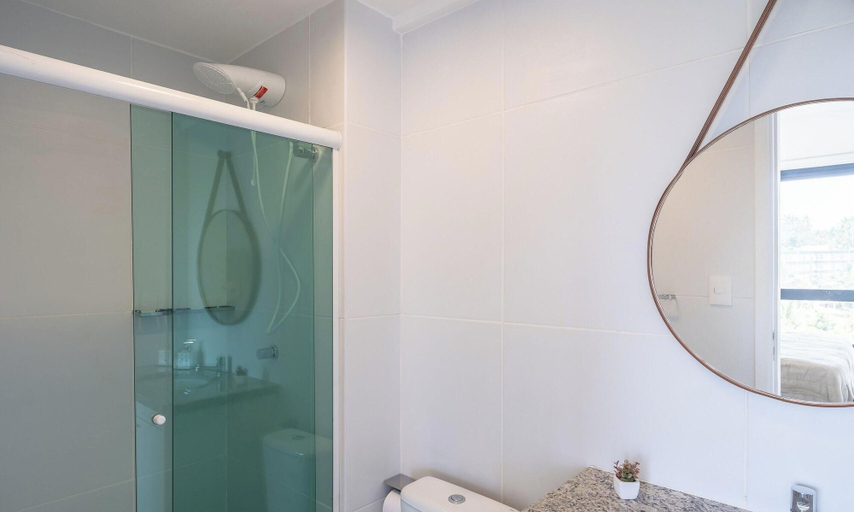 Bathroom, Apartment With Pool in Barra - Salvador Blb1004, Salvador