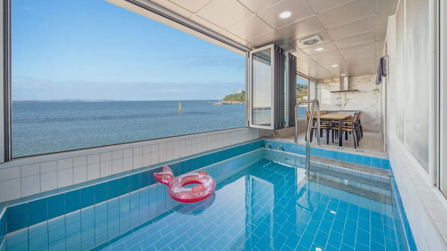 Exterior 2, Pohang Luna Ocean View Pool Villa, Pohang