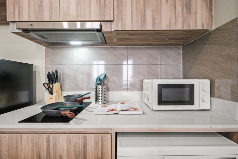 Private kitchen 5, Romel by Kozystay - Kemayoran, Central Jakarta
