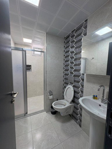 Bathroom 5, Yildiz Apart, Kale