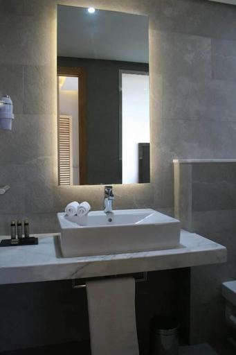 Bathroom 3, Valley Boutique Hotel, Safi