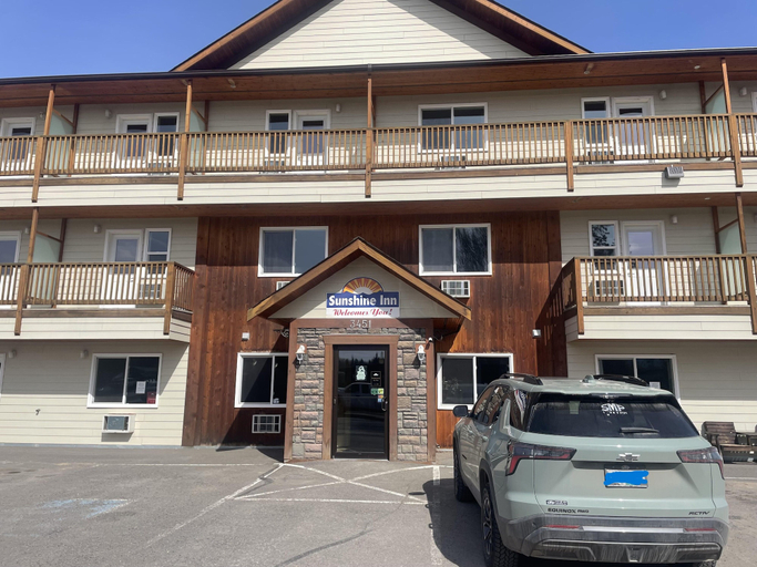 Exterior, Sunshine Inn Houston, Bulkley-Nechako