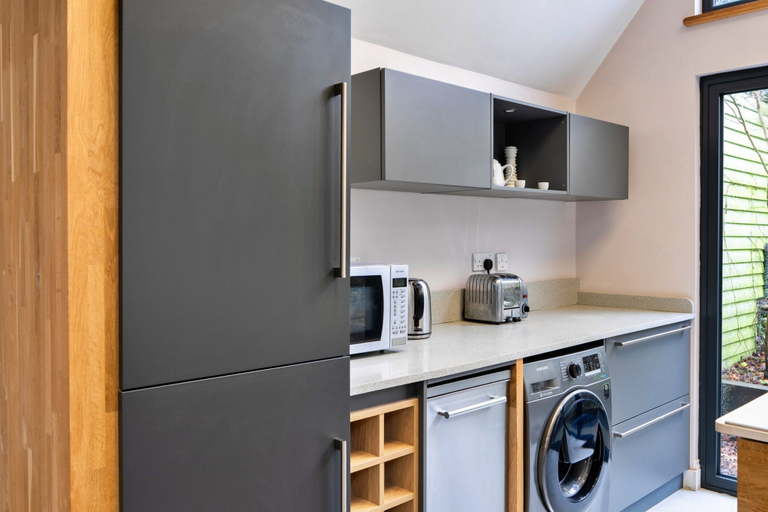 Private kitchen 3, Charming Cottage for 4 in Dorset, Dorset