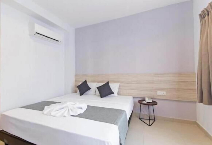 Room 3, M HOTEL - Medan Tuanku Near MARA, Kuala Lumpur