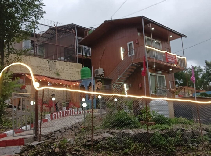 Property grounds 5, Rauntyali Tehri, Tehri Garhwal