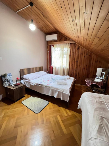 Bedroom 3, Dato's GuestHouse, Batumi