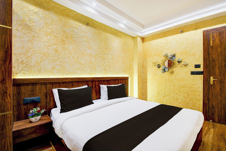 Room 3, Super Hotel O Prayagraj Junction, Kaushambi