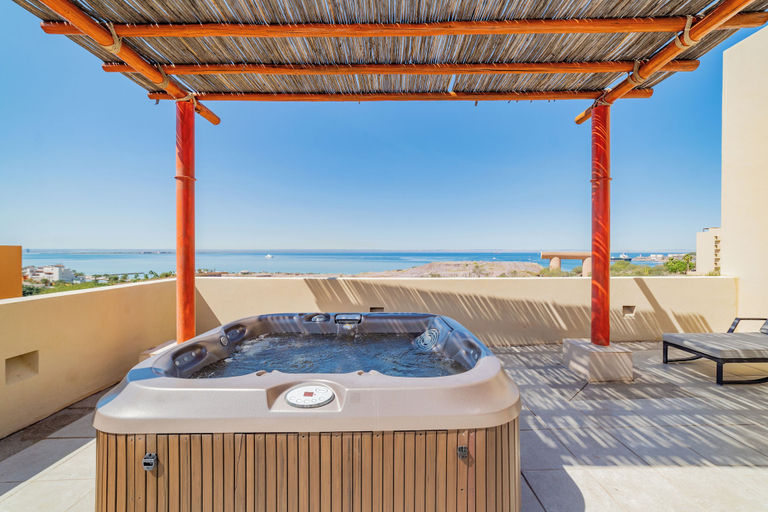 Private spa tub 2, Puerta Cortés Colinas by Lumina, La Paz