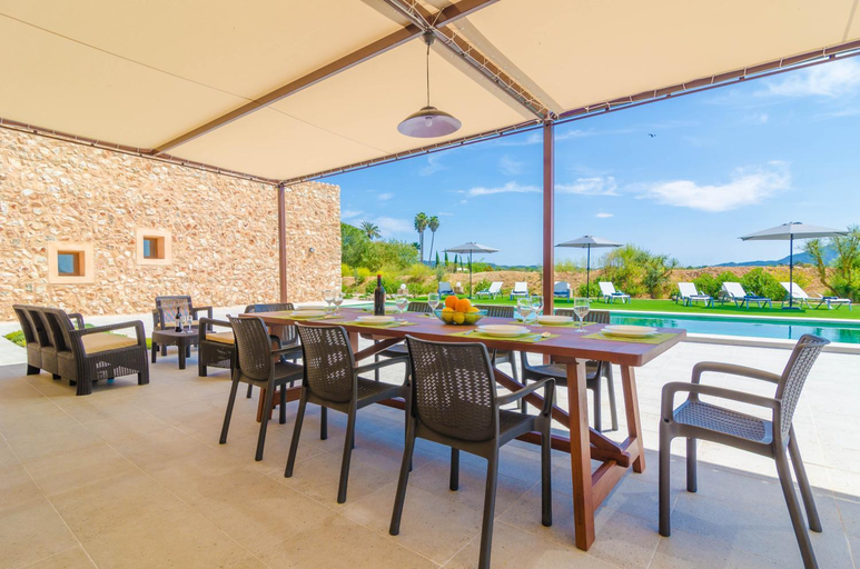 Food & Drinks, CAN GUSTI, Baleares