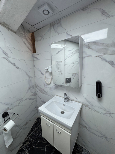 Bathroom 4, Öz tralles otel, Merkez