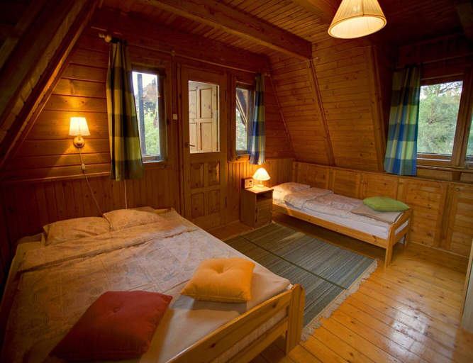 Room 4, Log House by Lake Tajty, Masurian Lakes Trail, Giżycko