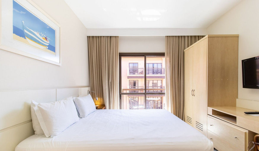 Room 4, Sea View Comfort in Beachfront Condo Jbv344, Florianopolis