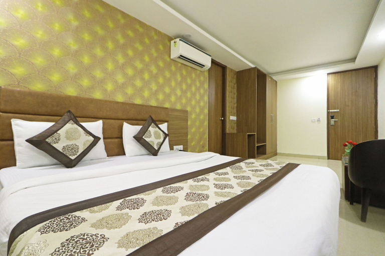 Room 2, HOTEL RONIT ROYAL - DELHI AIRPORT, Delhi