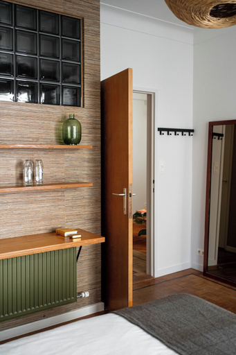 Bedroom 4, A place - Vrijdagmarkt 1, Antwerpen