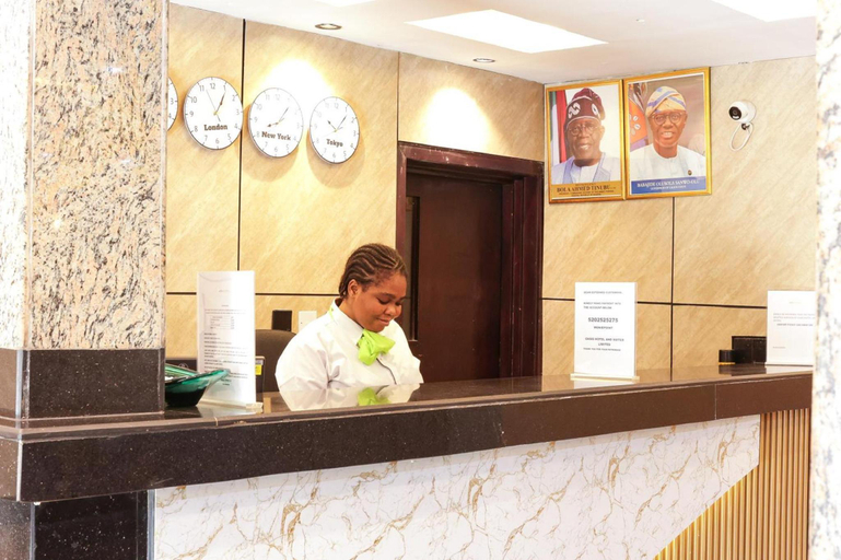 Others 3, De Bliss Hotel, Oshodi/Isolo