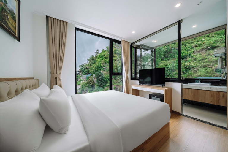 View from room 2, Catba Vista Hotel, Cát Hải