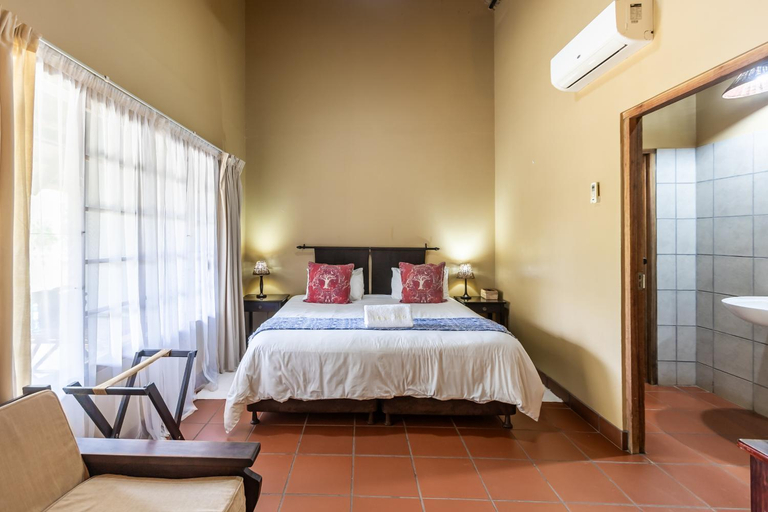 Bedroom 2, Ndumu Safari Resorts, Umkhanyakude